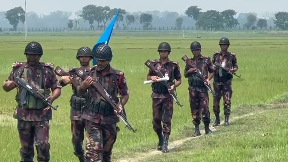 ভারত থেকে অনুপ্রবেশ ঠেকাতে বেনাপোল সীমান্তে নিরাপত্তা জোরদার